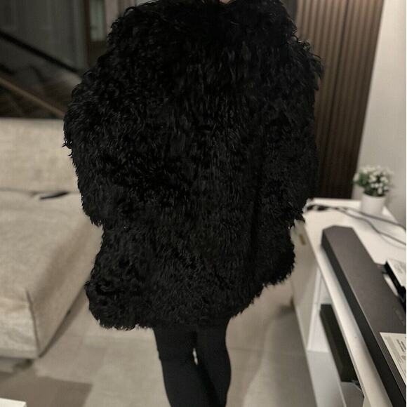 Tibetan Lamb‎ fur Women’s Black Fur Coat  Sz M Glam Regency Mob Wife Hip Length - Picture 13 of 14